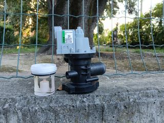 Pompa scarico lavatrice Ariston Hotpoint