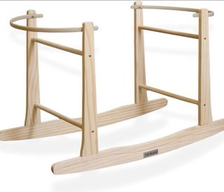 Moises de mimbre con colchon patas plegables y patas balancin