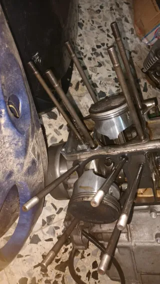 Honda shadow 750 vt cilindros y pistones.