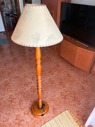 Lampara de pie