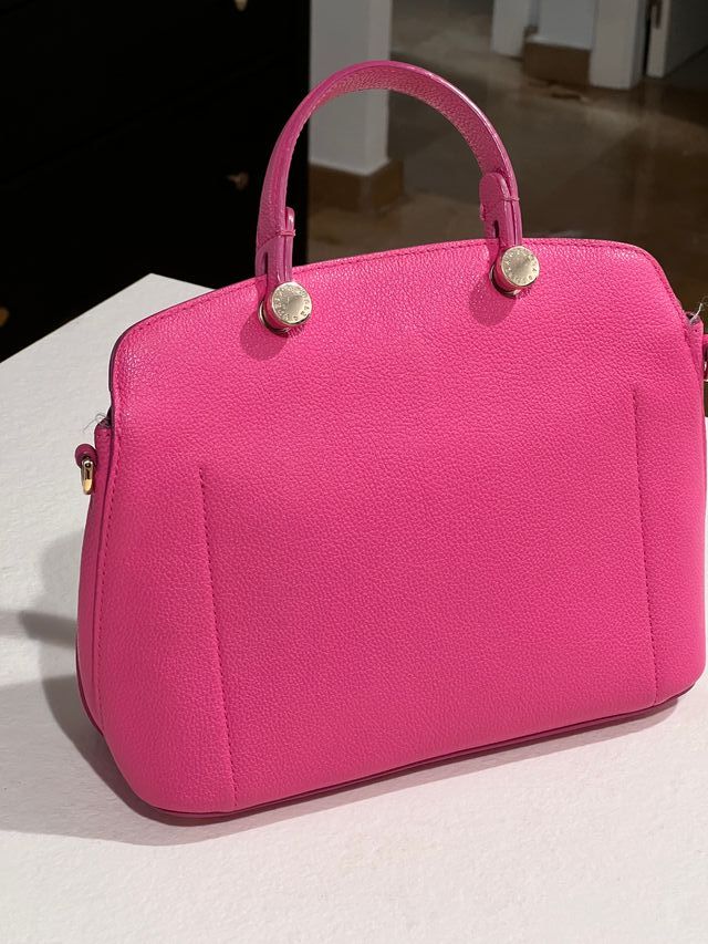 Elegante bolso FURLA en color rosa