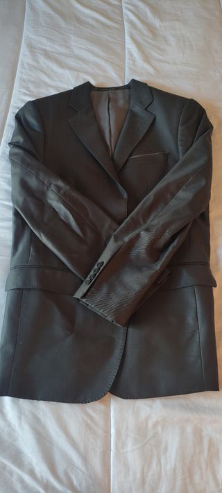 Traje Zara hombre 