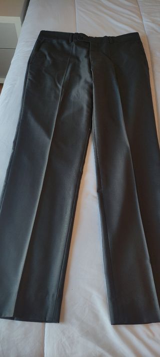 Traje Zara hombre 
