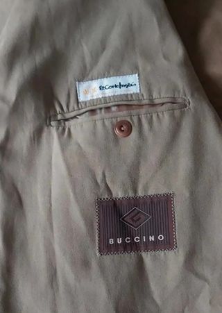 Chaqueta Buccino beige Regalo de camisa EmilioPucc