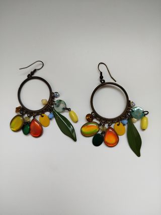 Pendientes largos multicolor