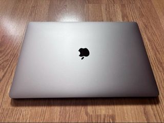 MacBook Pro 16" 16GB 1TB - Gris