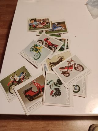 Cromos Motos Ediciones Unidas años 80.