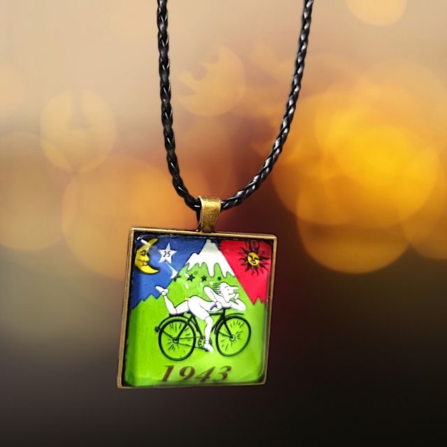 Collana psichedelica Albert Hofmann