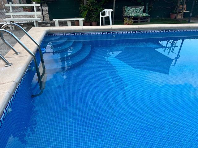 Escalera piscina obra nueva