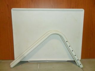 MESA DE EXTERIORES POR 15 EUROS