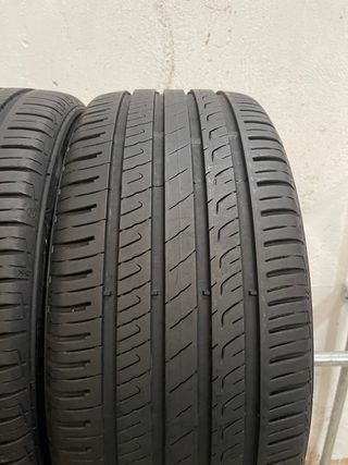 2x 225/45 R17 Barum Bravuris 5 
