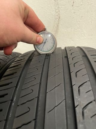 2x 225/45 R17 Barum Bravuris 5 