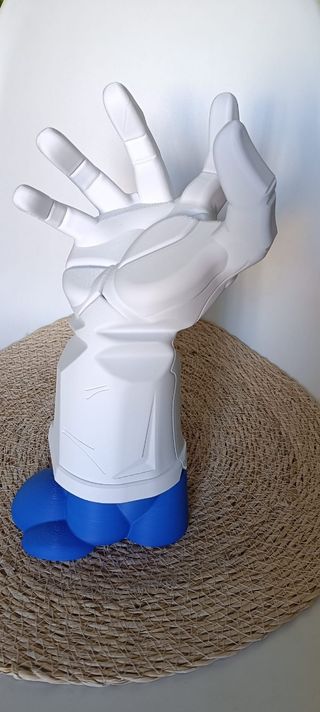 Soporte mando Vegeta 
