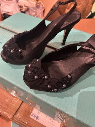 Zapatos de fiesta negros