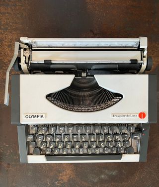 Maquina de escribir Olympia