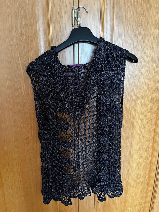 Chaleco crochet negro