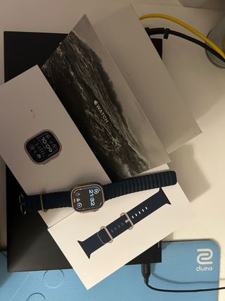 Apple Watch Ultra 2 - Oro, Azul Marino