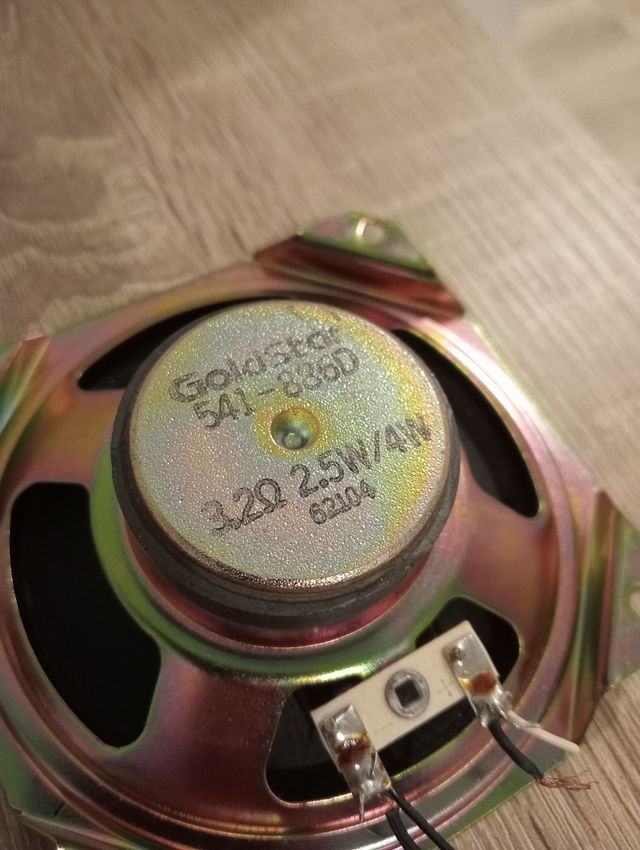 Altavoces Goldstar 2,5W - 2 unidades 13 cm diámetr