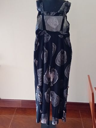 Peto negro - blanco estampado