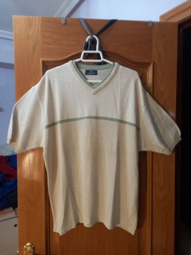 Polo beige y verde hombre