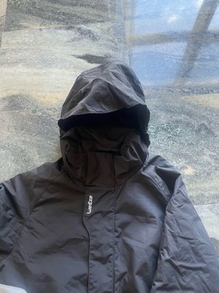 Mono de Esquí negro y guantes de regalo