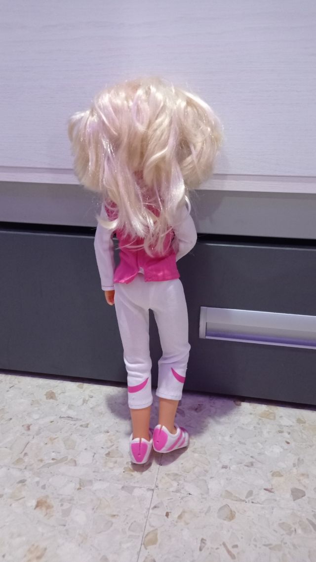 Muñeca Nancy deportiva