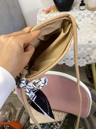 Bolso pequeño tejido a mano, elegante y exclusivo