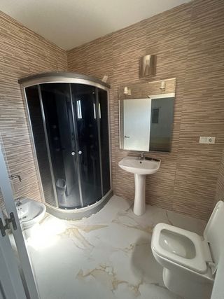 Alquilo chalet con piscina