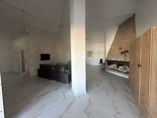 Alquilo chalet con piscina