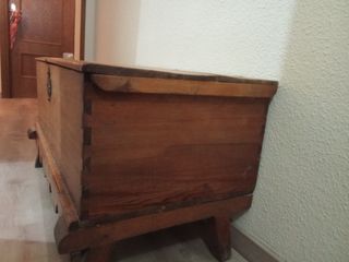 Arca de madera antigua