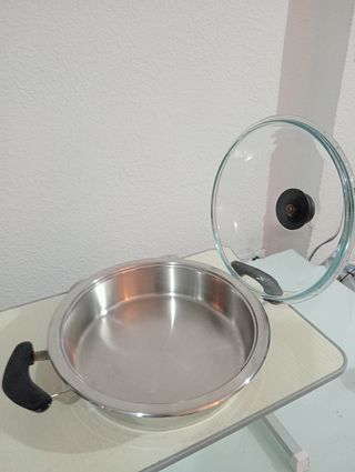 ,.OLLA AMC DE ACERO INOXIDABLE DE ALTA CALIDAD.