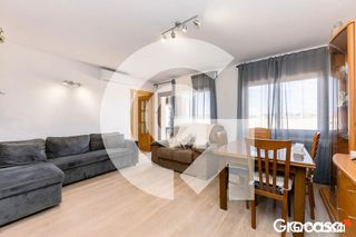 Piso en venta en Plaça Catalunya en Prat de Llobregat, El