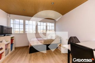 Piso en venta en Plaça Catalunya en Prat de Llobregat, El