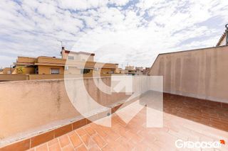 Piso en venta en Plaça Catalunya en Prat de Llobregat, El