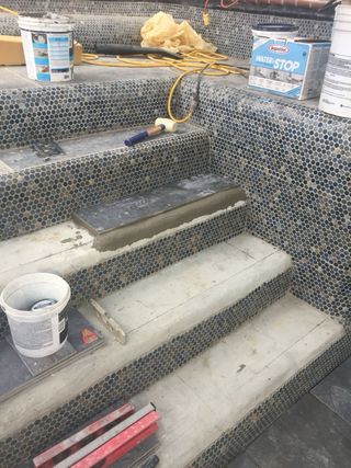 Piscinas: Lechada, pintura y chapado de piscinas 