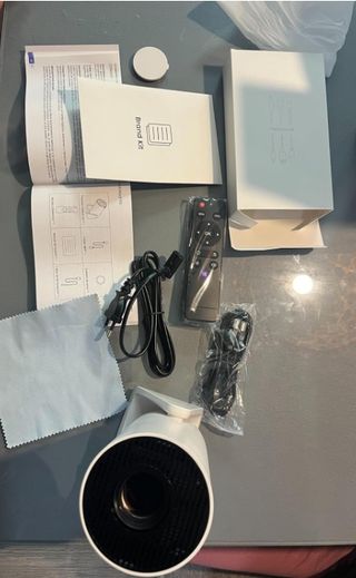 Mini Proyector 20000 Lúmenes Giratorio 270°