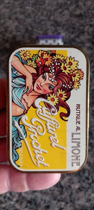 N.2 scatoline in latta Vintage