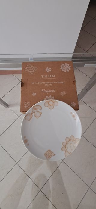 Set completo Piatti Thun