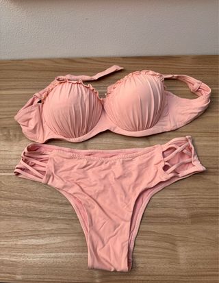 Costume rosa due pezzi a fascia