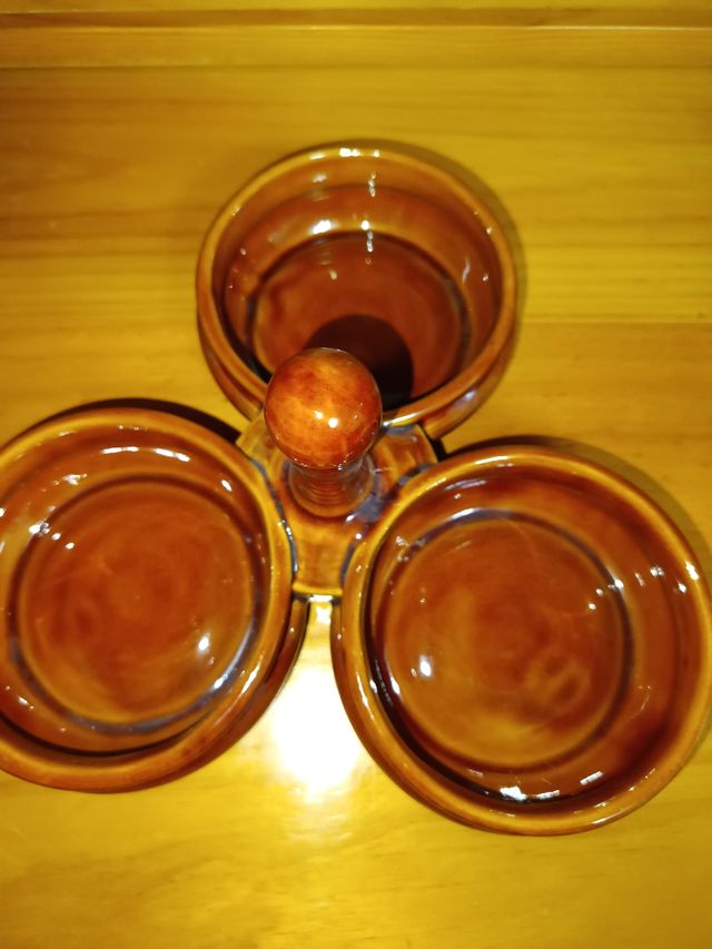 Fuente de aperitivo triple