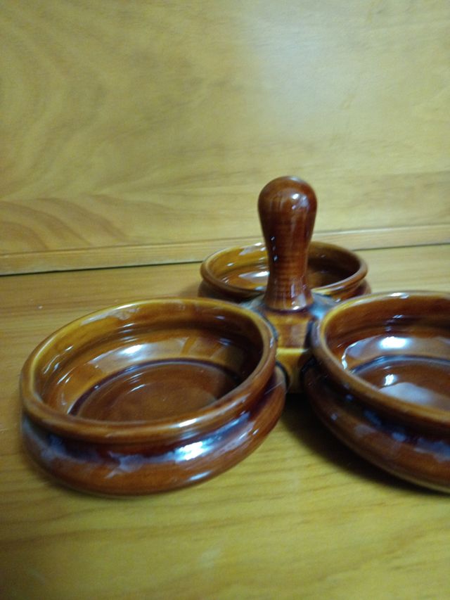 Fuente de aperitivo triple