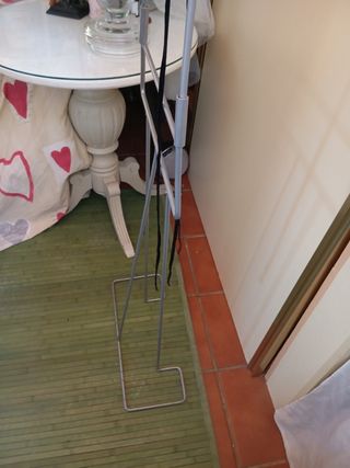 Galán noche niña mujer metalico