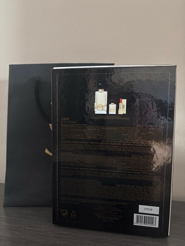Yves Saint Laurent Libre - Caja y Bolsa