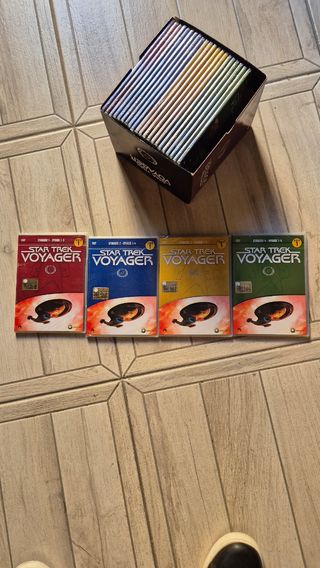 Cofanetto dvd Star Trek Voyager