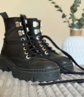 Botines piel Bimba y Lola negros