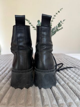 Botines piel Bimba y Lola negros