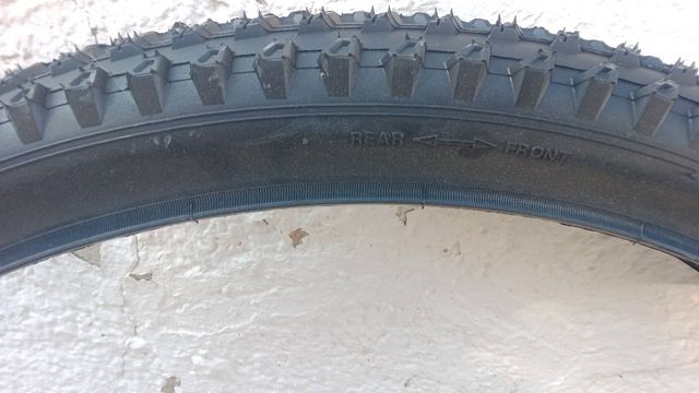 Neumático bici de montaña
