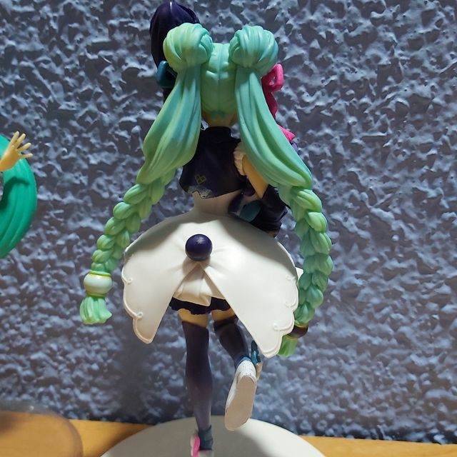 Pack 2 figuras de Miku