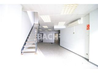 Local comercial en venta en Estadi-Horta Vermella-Santa Anna en Vic