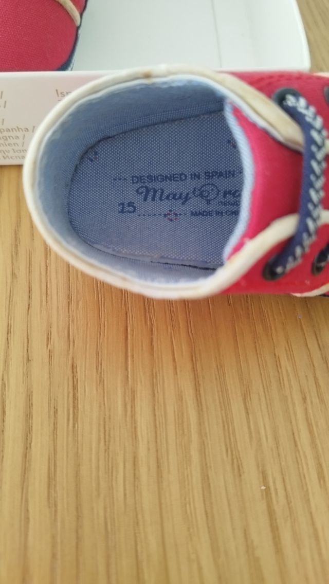 Zapatos bebé rojo marino talla 15